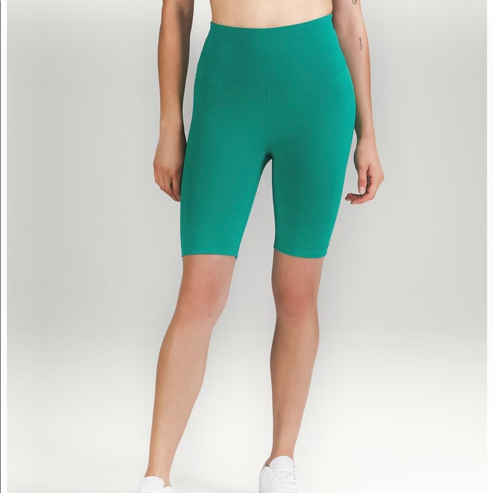 Wunder Train HR Short 8” Size 10